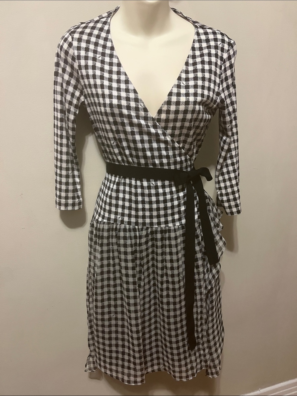 Diane Von Furstenberg Black and Off-White Gingham Silk Wrap Dress with Tie